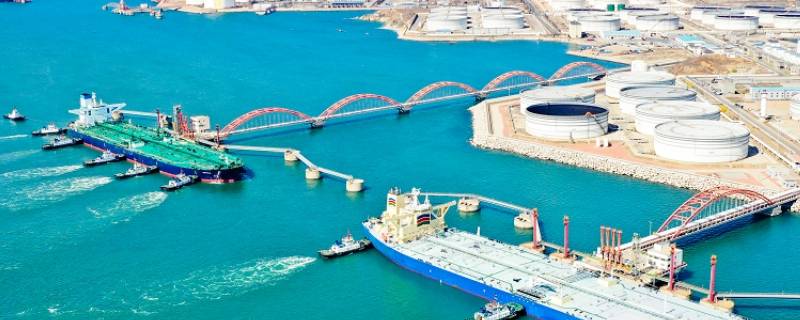 大连火车站到大连港有大巴车吗